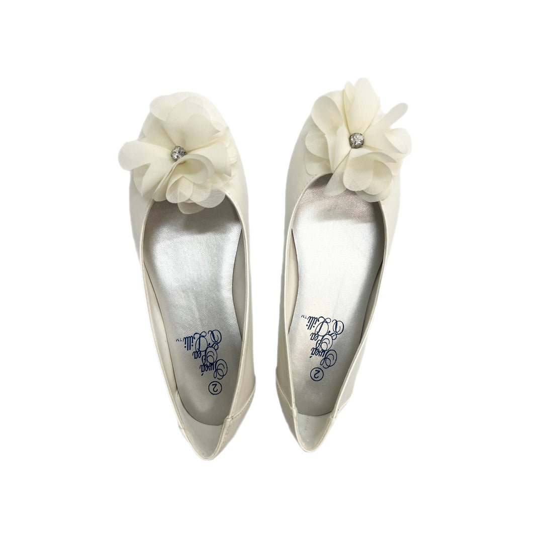 Lito Girl's Ivory  Lucy Flat