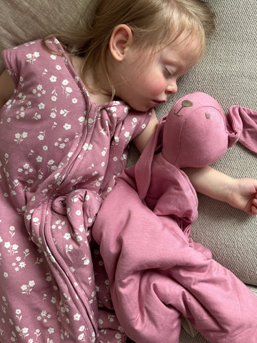 Gunamuna Lovey Bunny