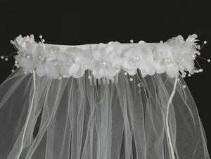 Lito Veil w/ Flowers & Pearl Accents
