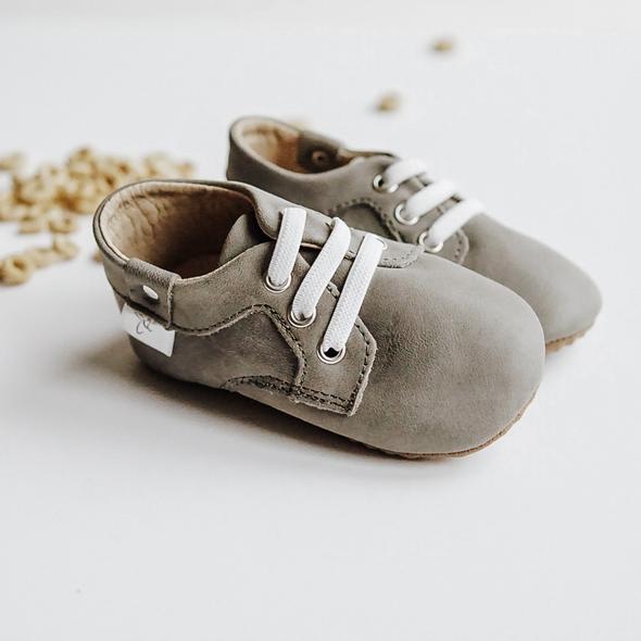 Little Love Bug Elastic Laced Gray Leather Oxford