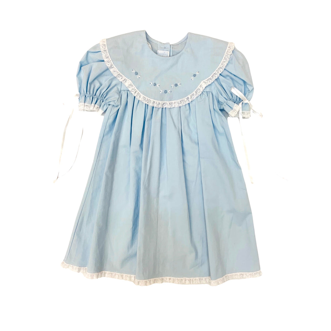 Auraluz Blue Dress With Lace and Embroidery