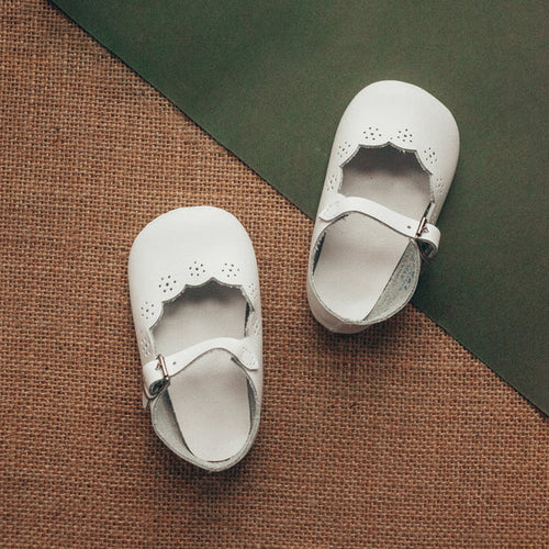 Shoo Zees Sweet Peas White T-Strap